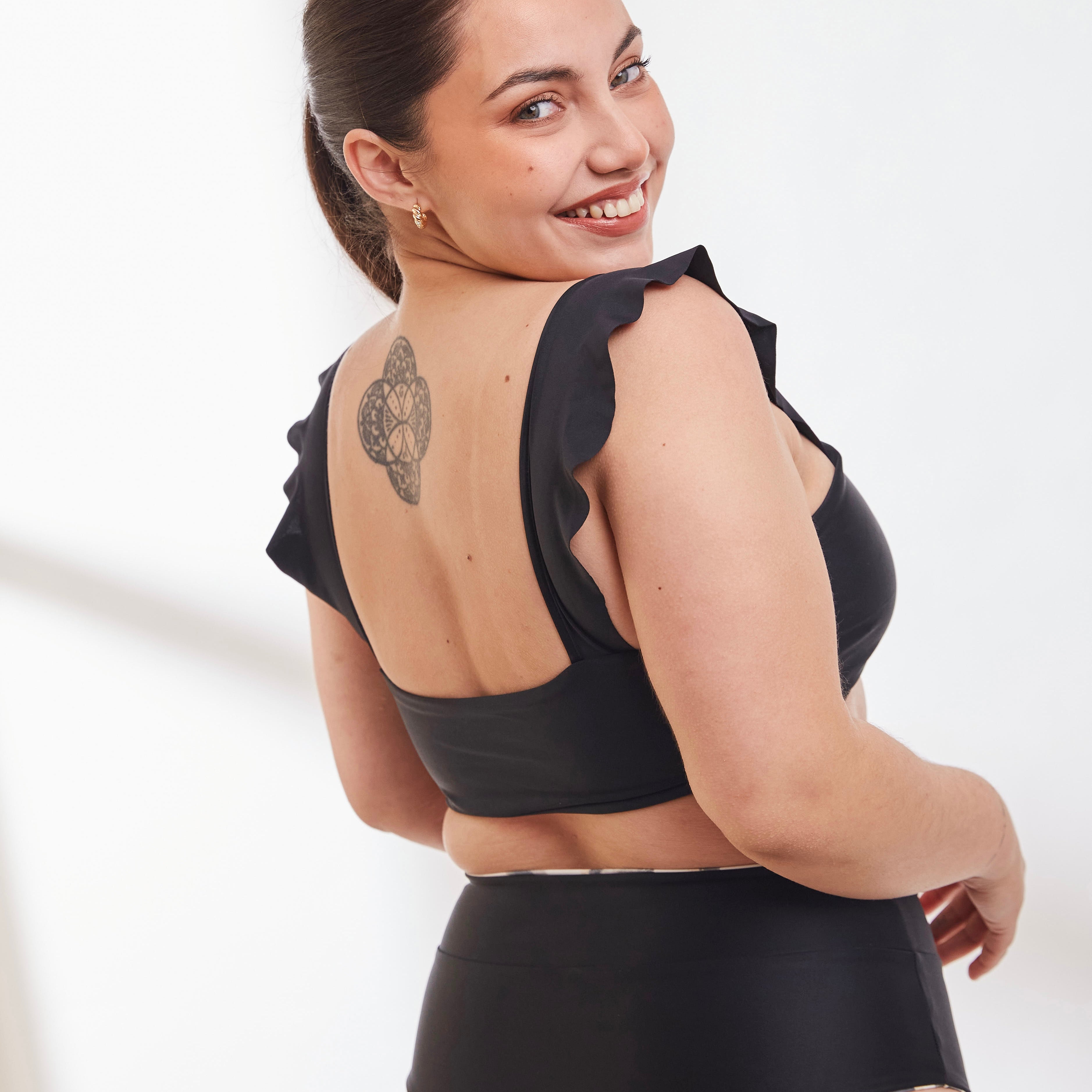 Top Caballeros Negro