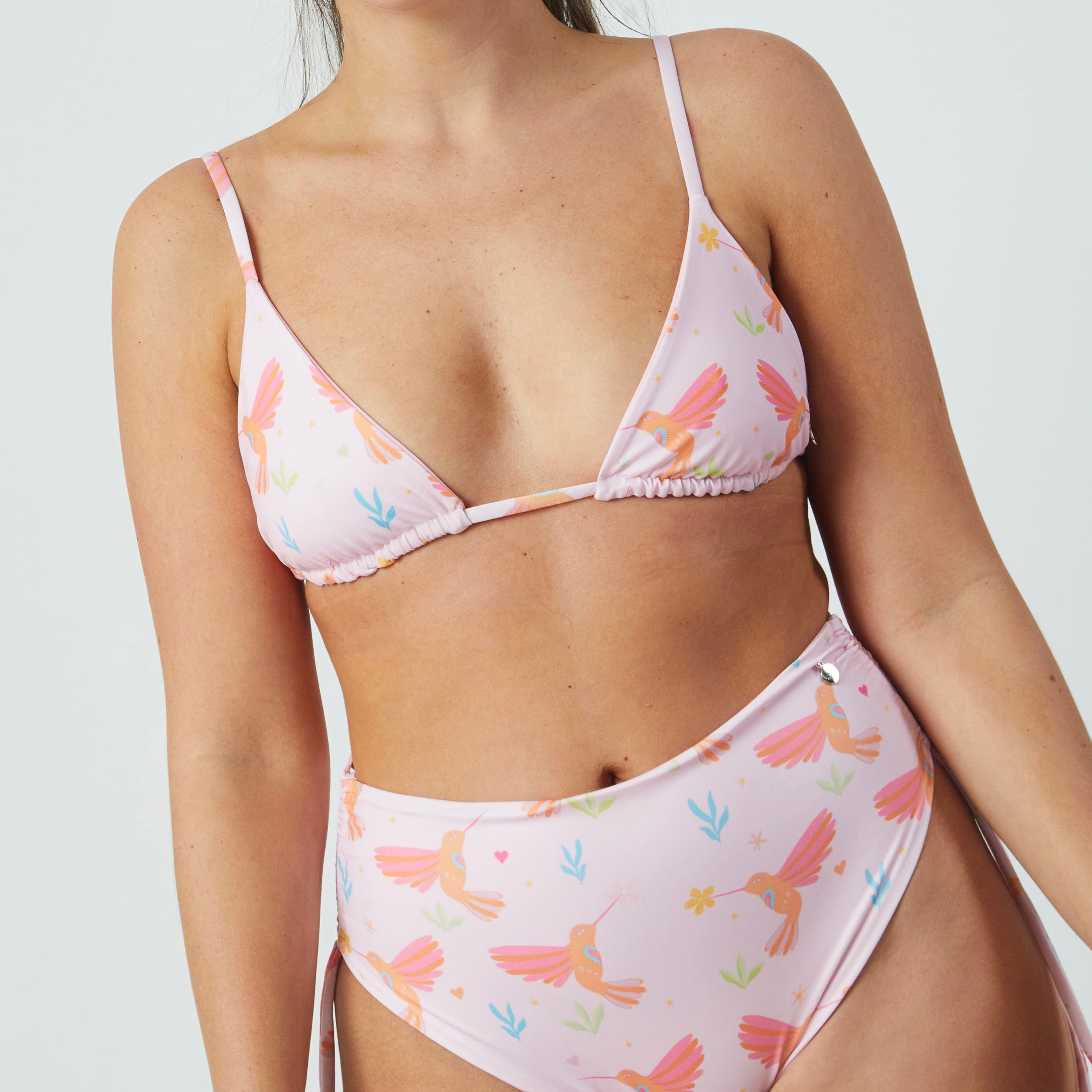 Top Gramas Colibrí reversible a rosado