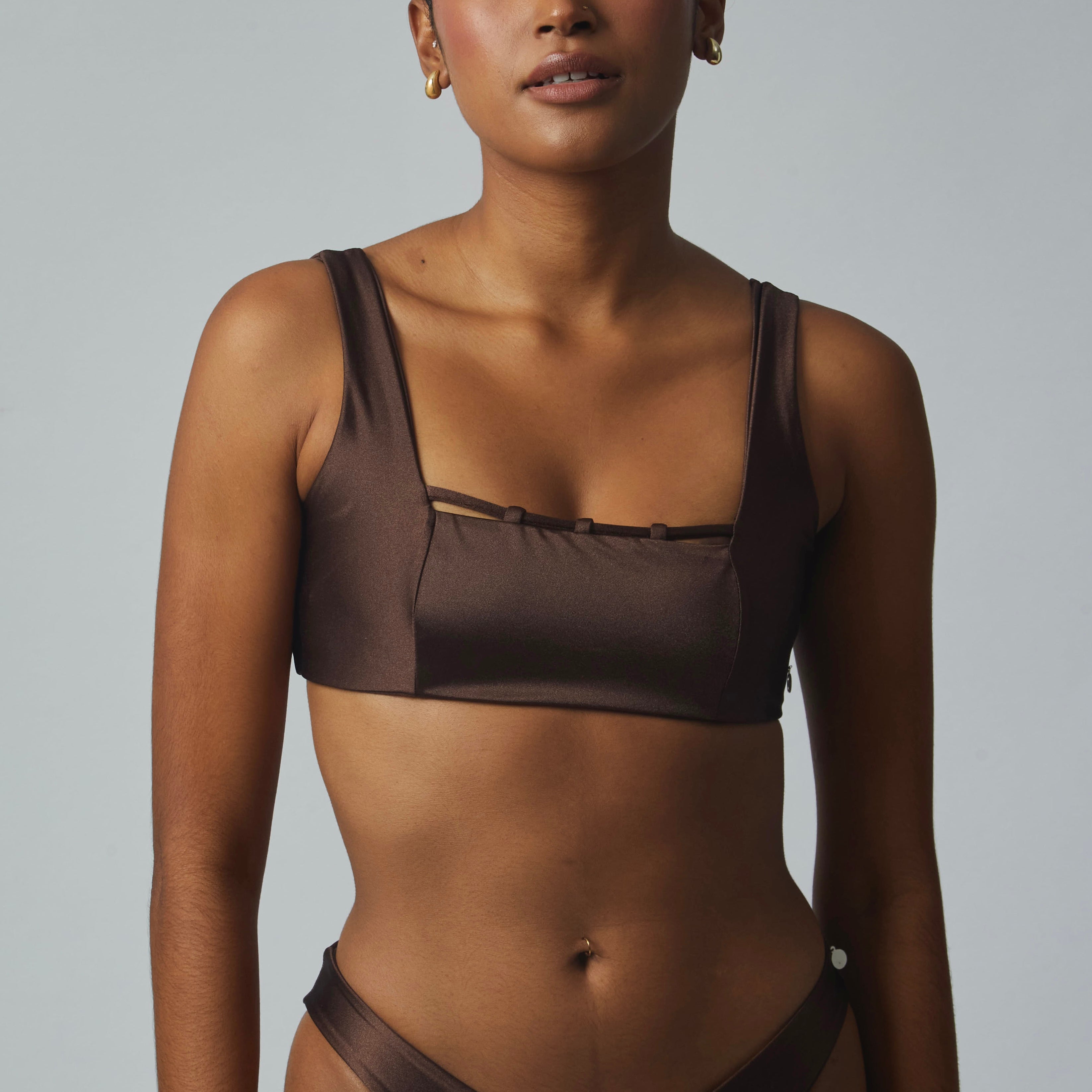 Top África Marrón satinado