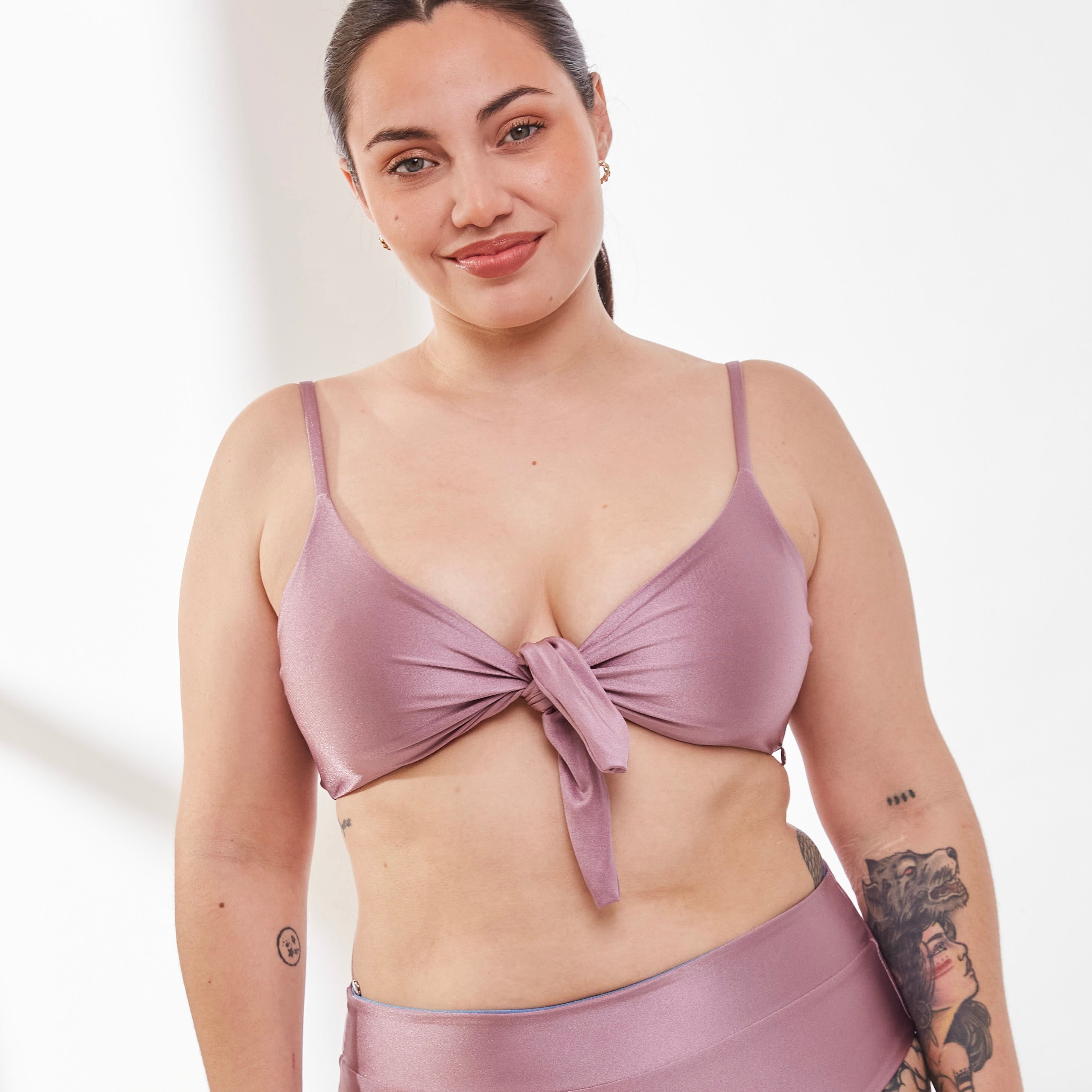 Top Santa María Ciruela claro satinado