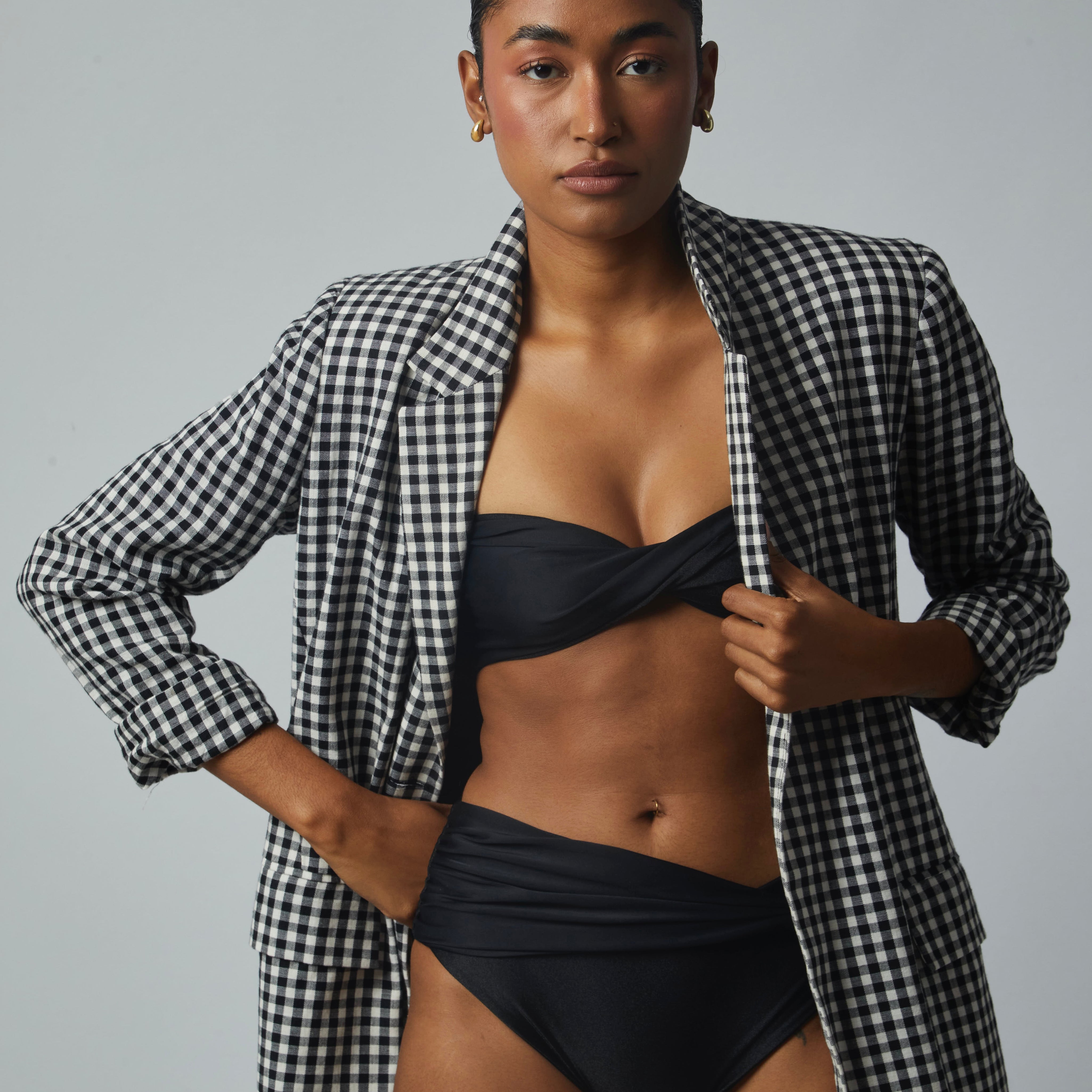 Top Olivia Negro satinado reversible a mate