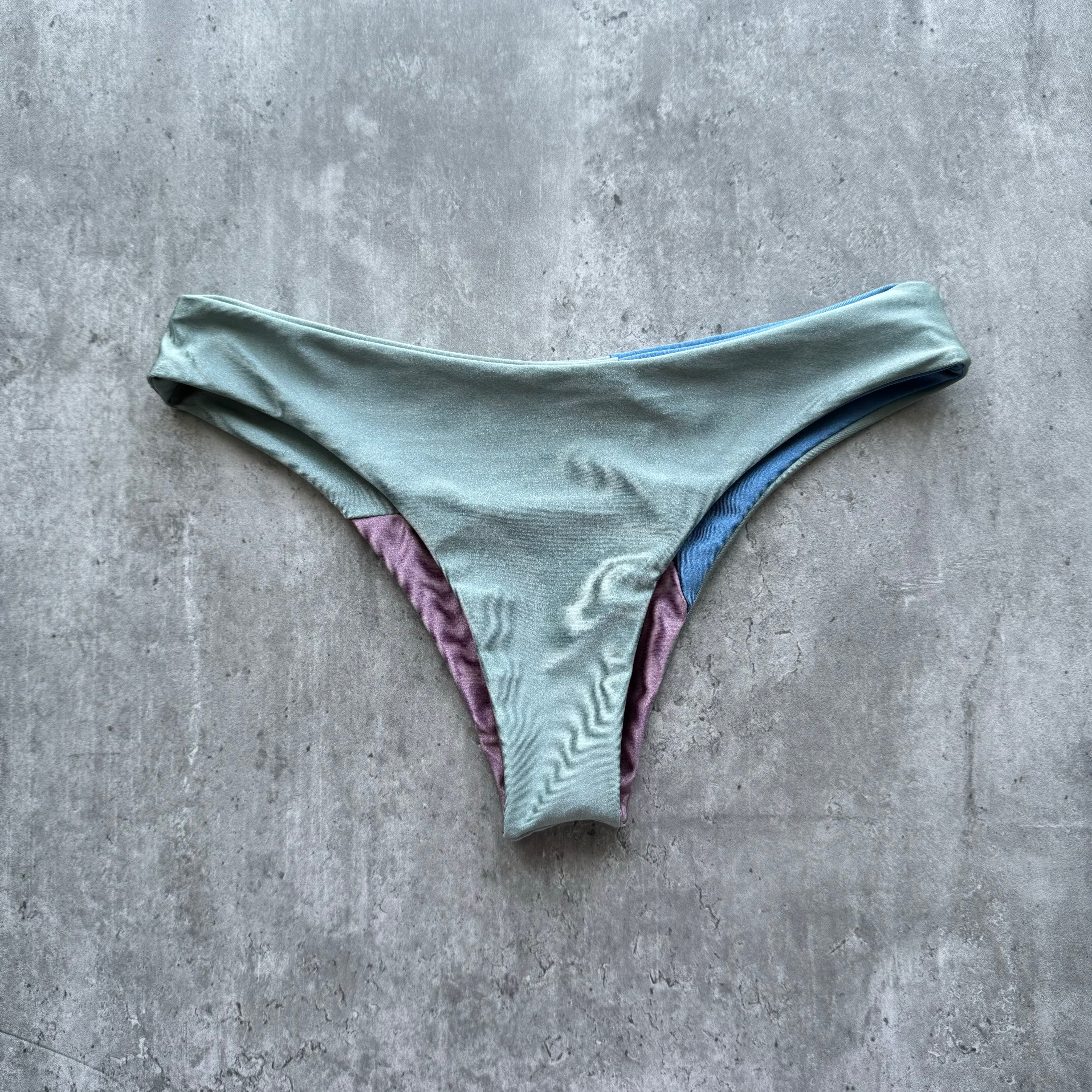 Bottom Gaviotas Geométrico acero satinado