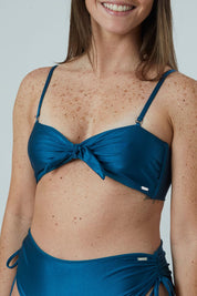 Top Waikiki Peacock satinado