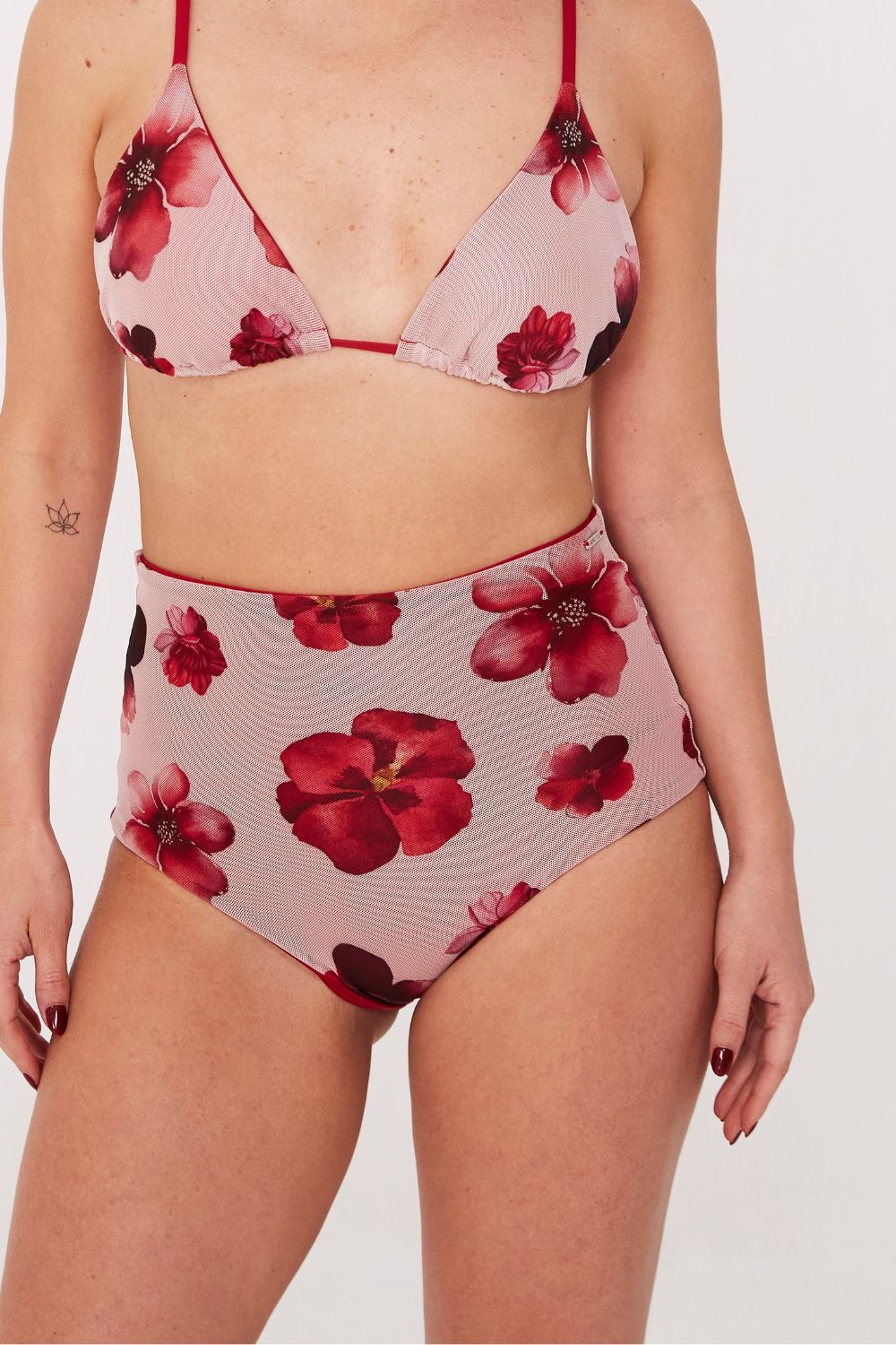 Bottom Paracas Magnolias mesh