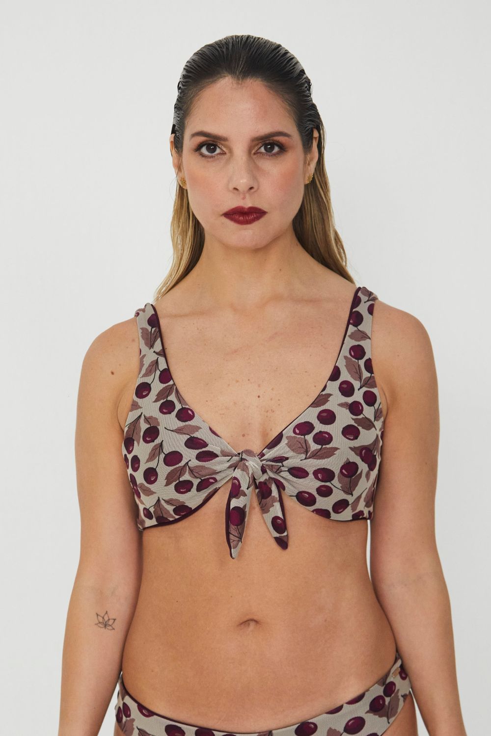 Top Señoritas Cerezas mesh