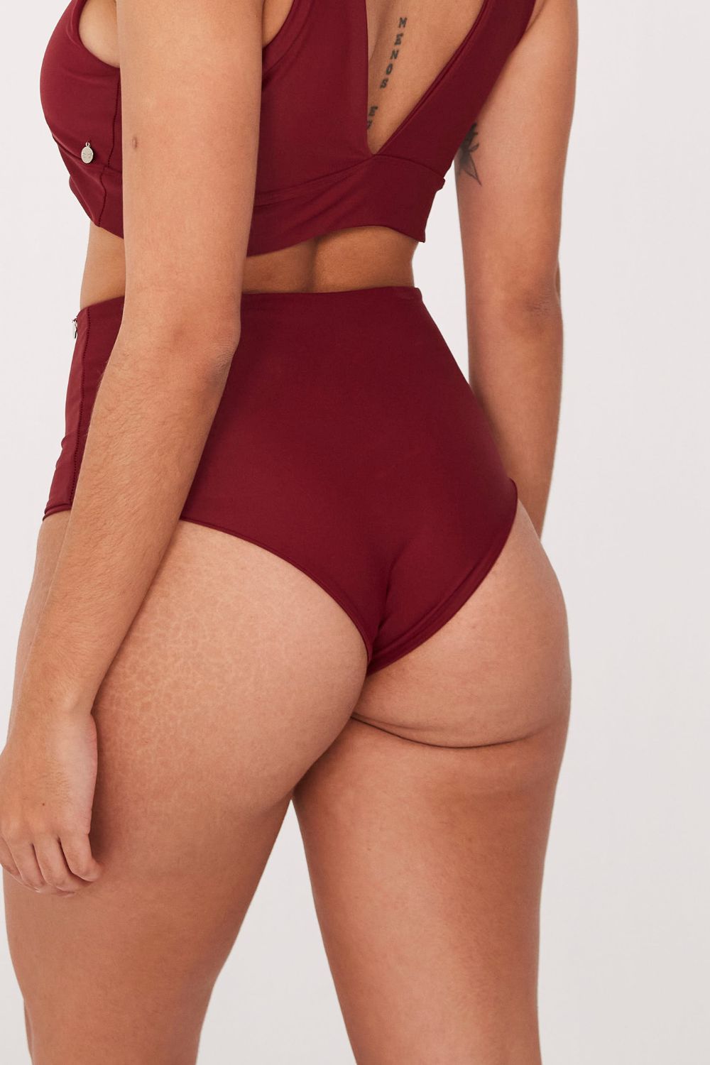 Bottom Paracas Guinda