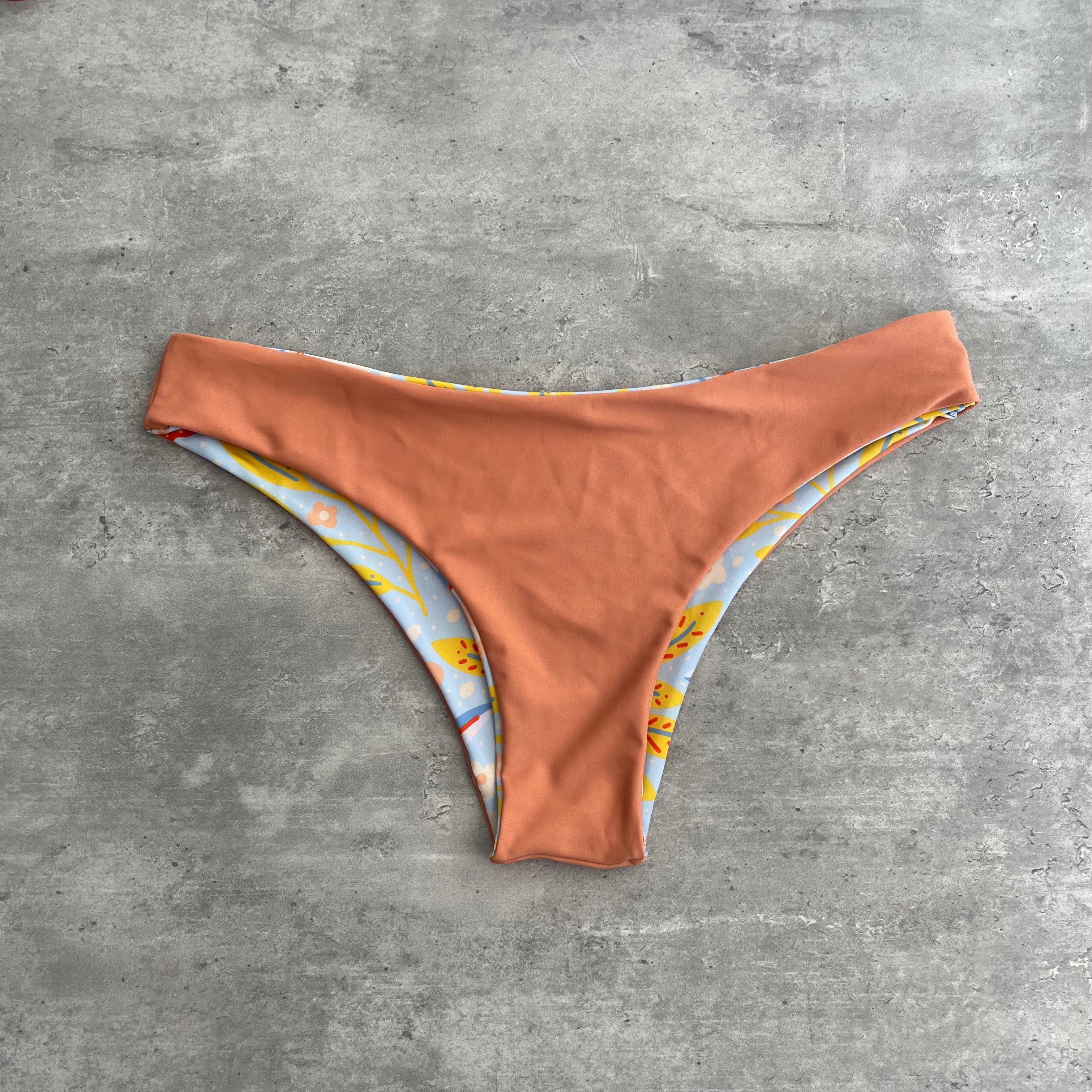 Bottom gaviotas floral reversible