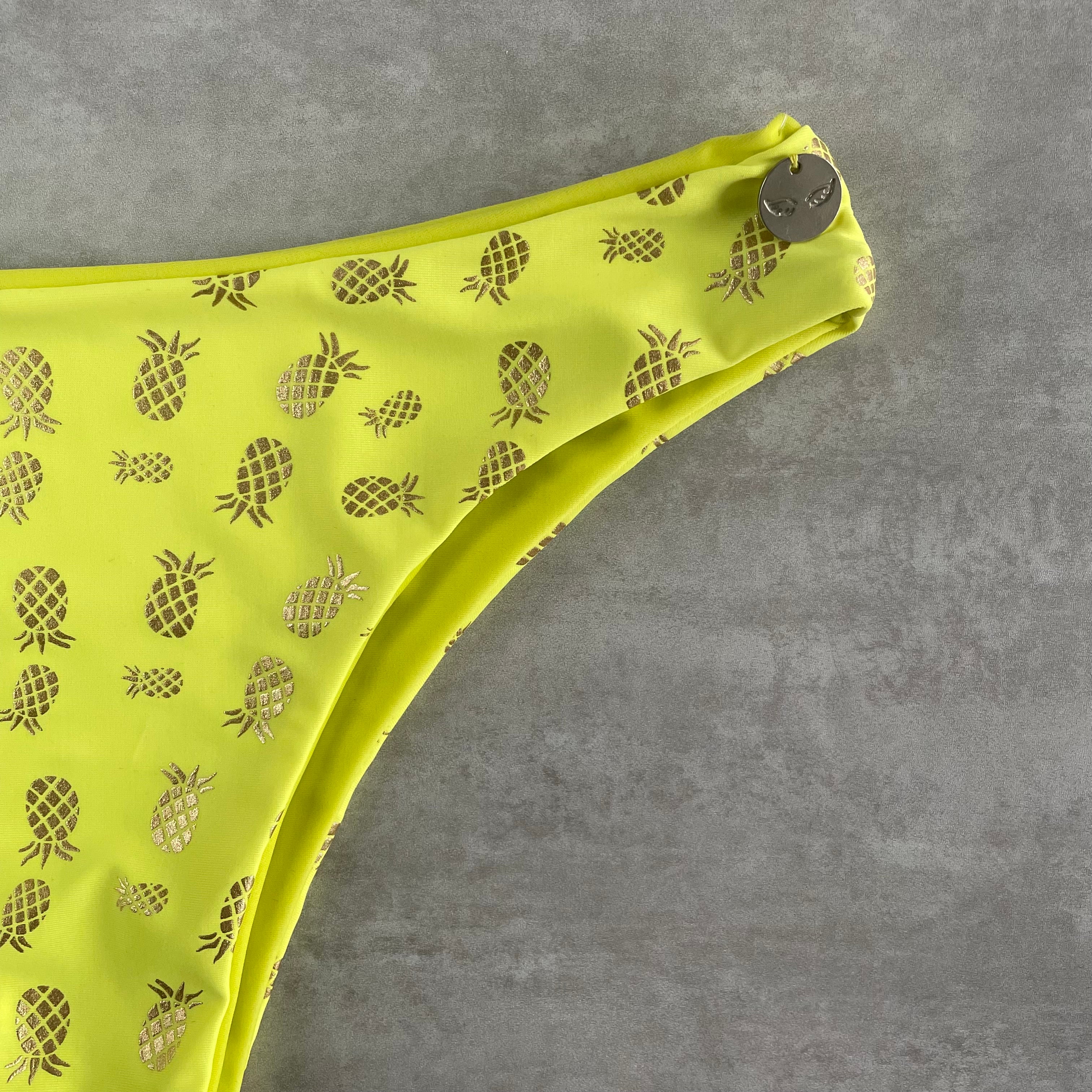 Bottom gaviotas amarillo piñas