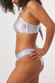 Top Waikiki Aire reversible a lila satinado