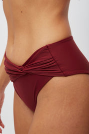 Bottom Filomena Guinda