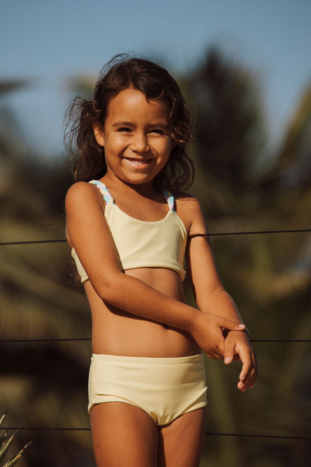 Top Brisas Niñas Amarillo pastel