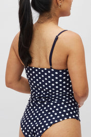 Entera Varadero Lunares azul marino bicolor