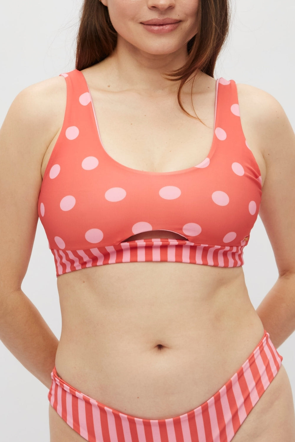 Top Bujama Lunares y rayas coral reversible a rosado