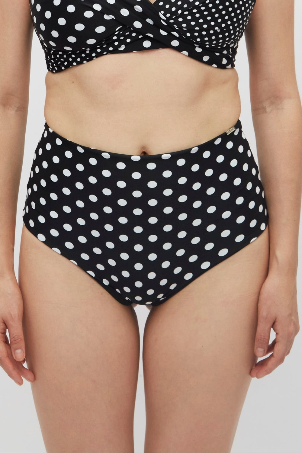 Bottom Paracas Lunares negros reversible a negro