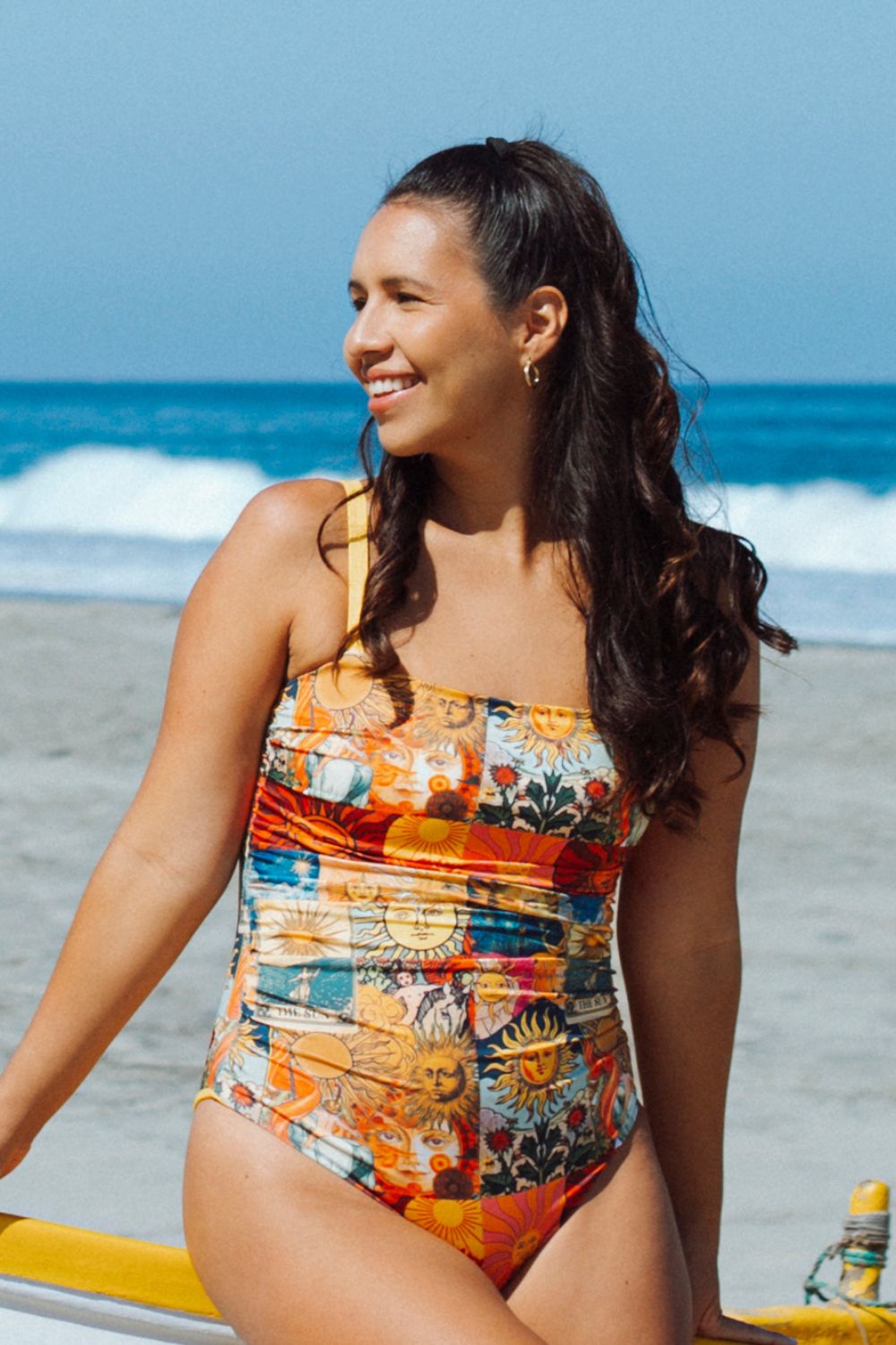 Entera Ibiza Soles reversible a amarillo