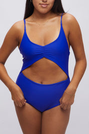 Entera Mira Mar Azul Eléctrico