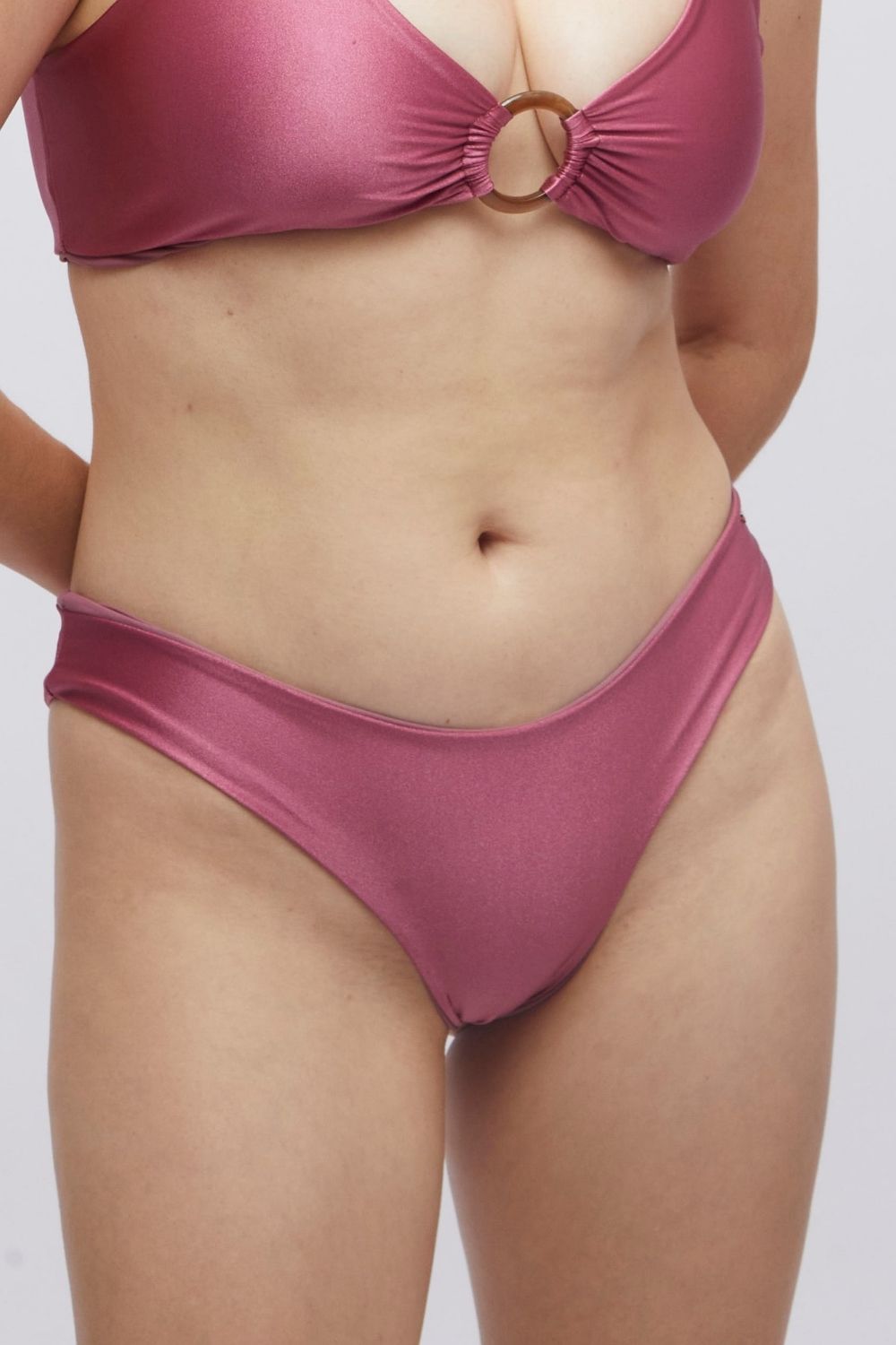 Bottom Cocos Uvo satinado reversible a malva