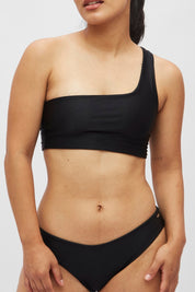 Top Punta Hermosa Negro satinado reversible a mate