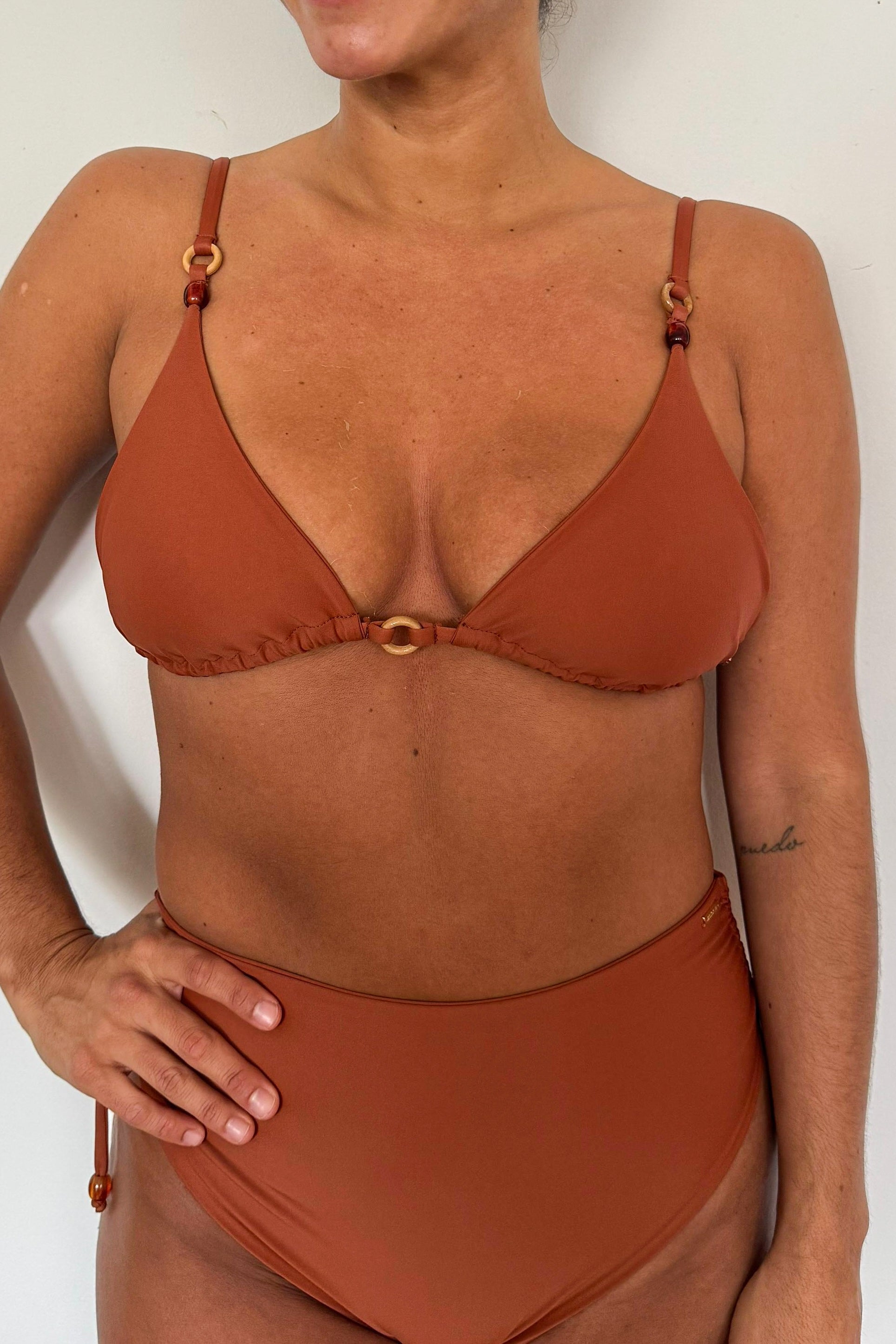 Top Gramas Tierra con cuentas