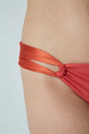 Bottom Bávaro Lacre reversible a satinado