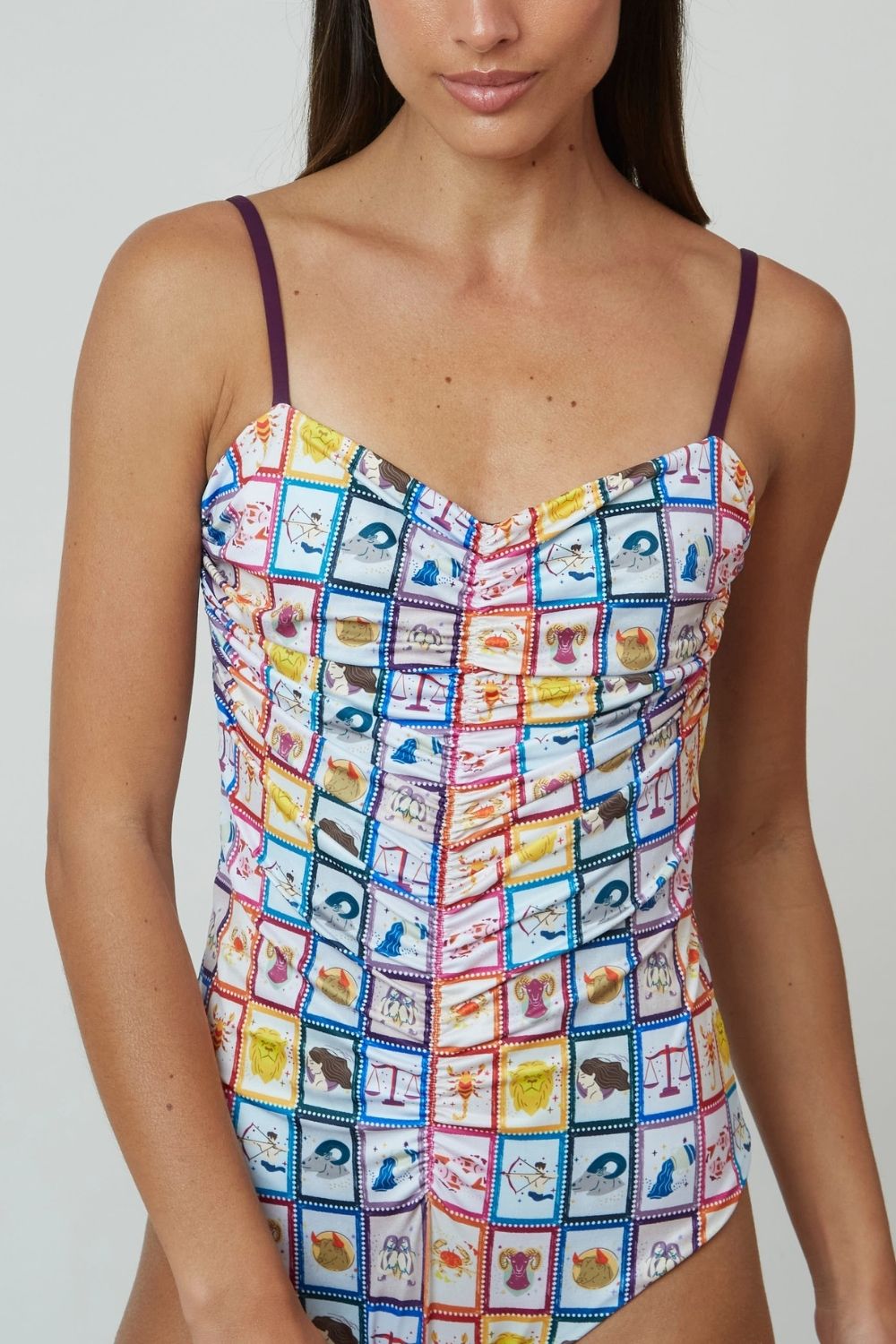 Entera Camaná Zodiaco reversible a uva