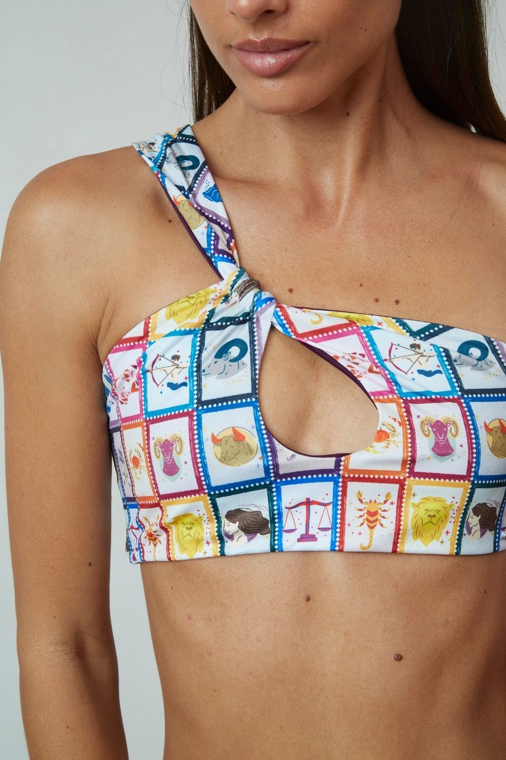 Top Barú Zodiaco reversible a uva