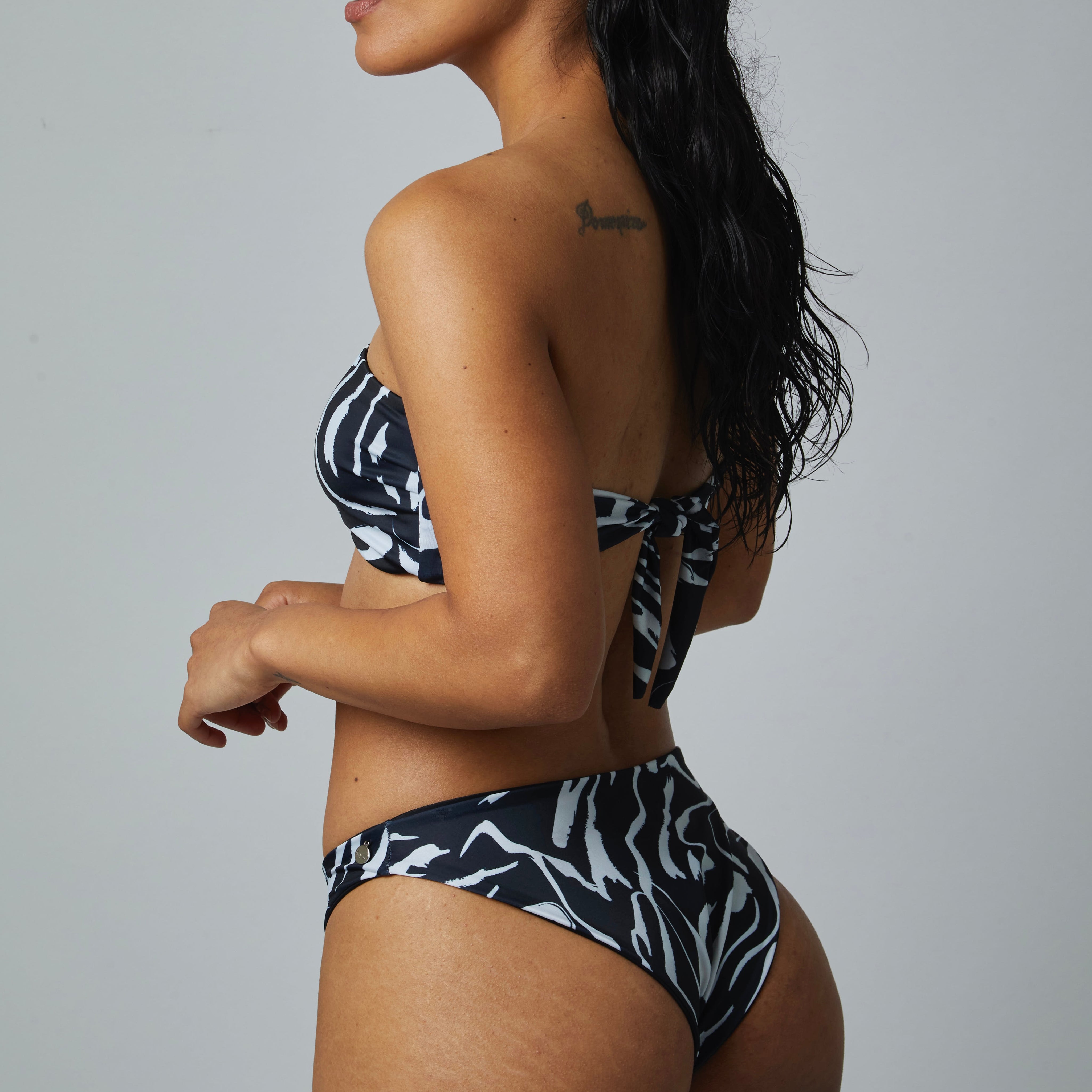 Bottom Federica Black and White reversible a negro