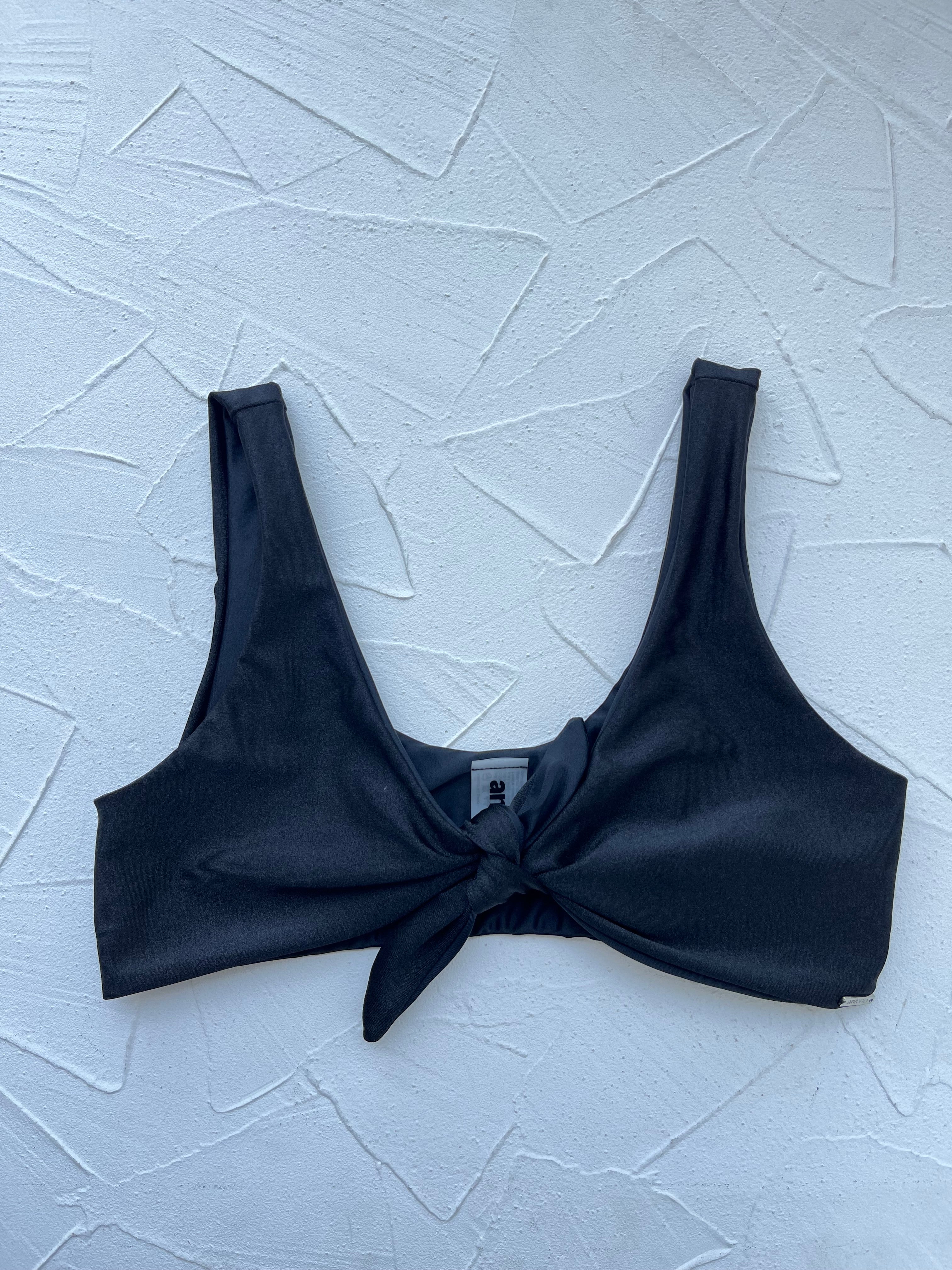 Top Señoritas Negro satinado reversible a mate