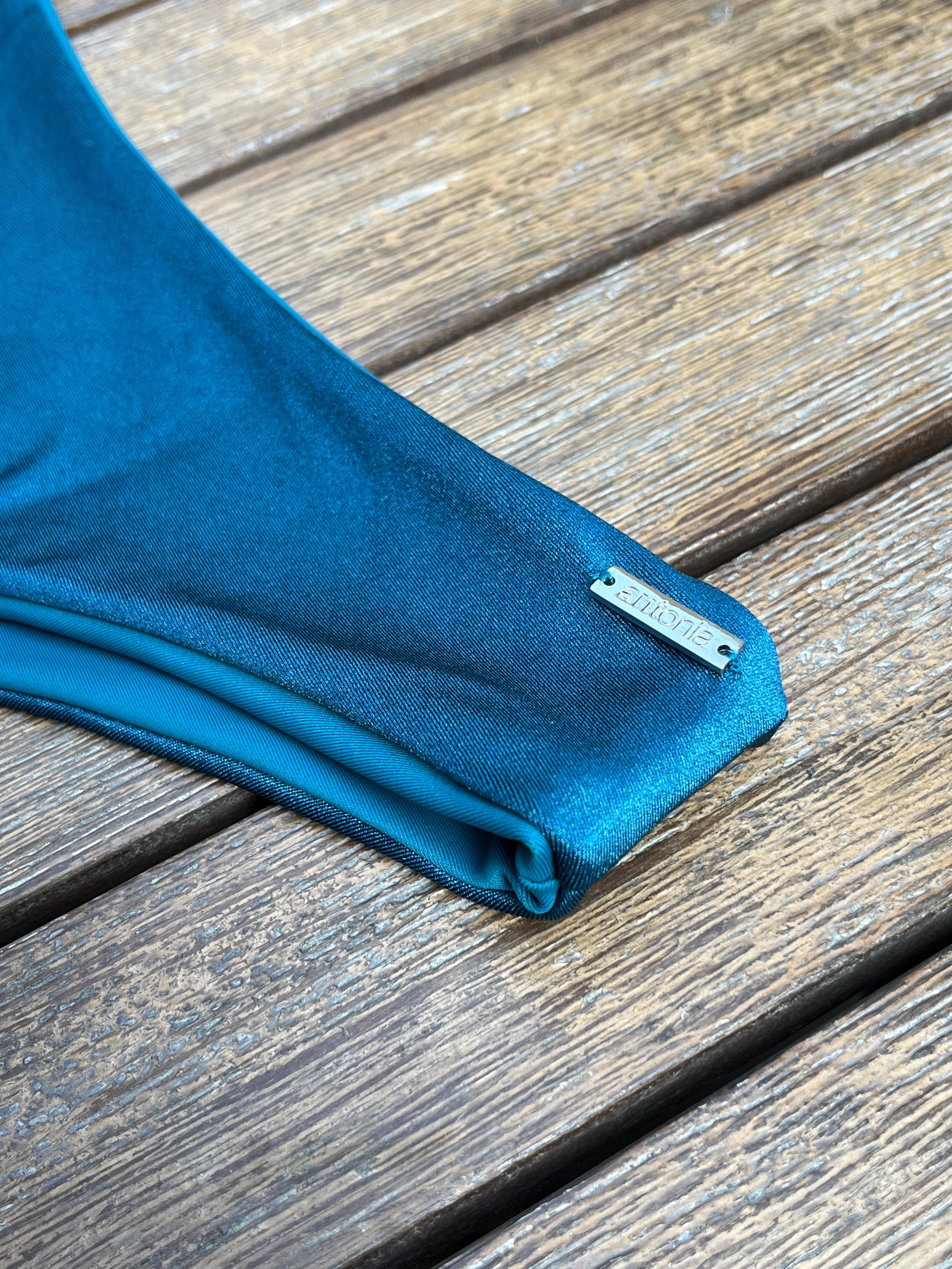 Bottom Gaviotas Peacock satinado reversible a mate