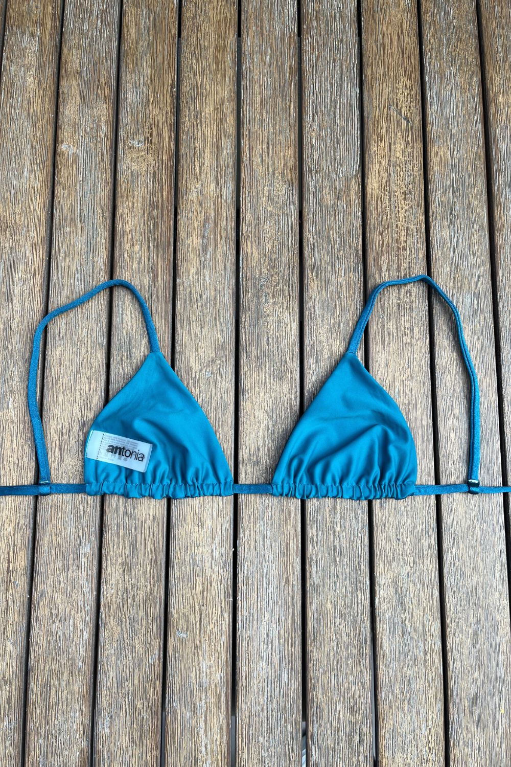 Top Gramas Peacock satinado reversible a mate