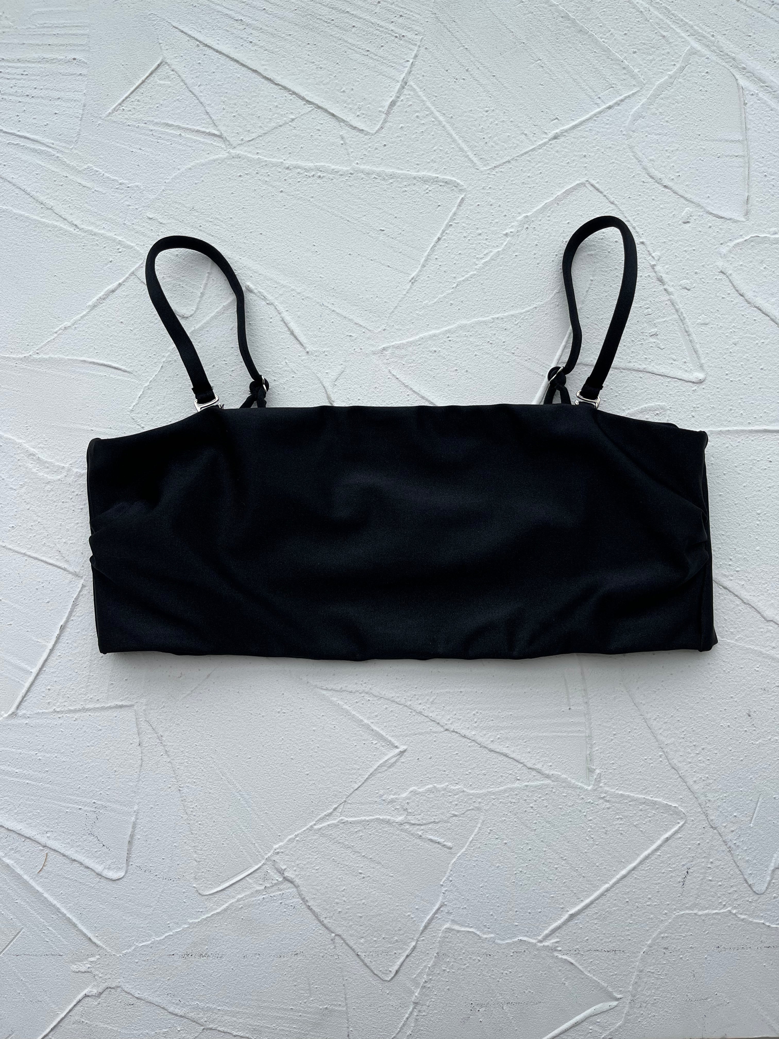 Top Waikiki Negro satinado