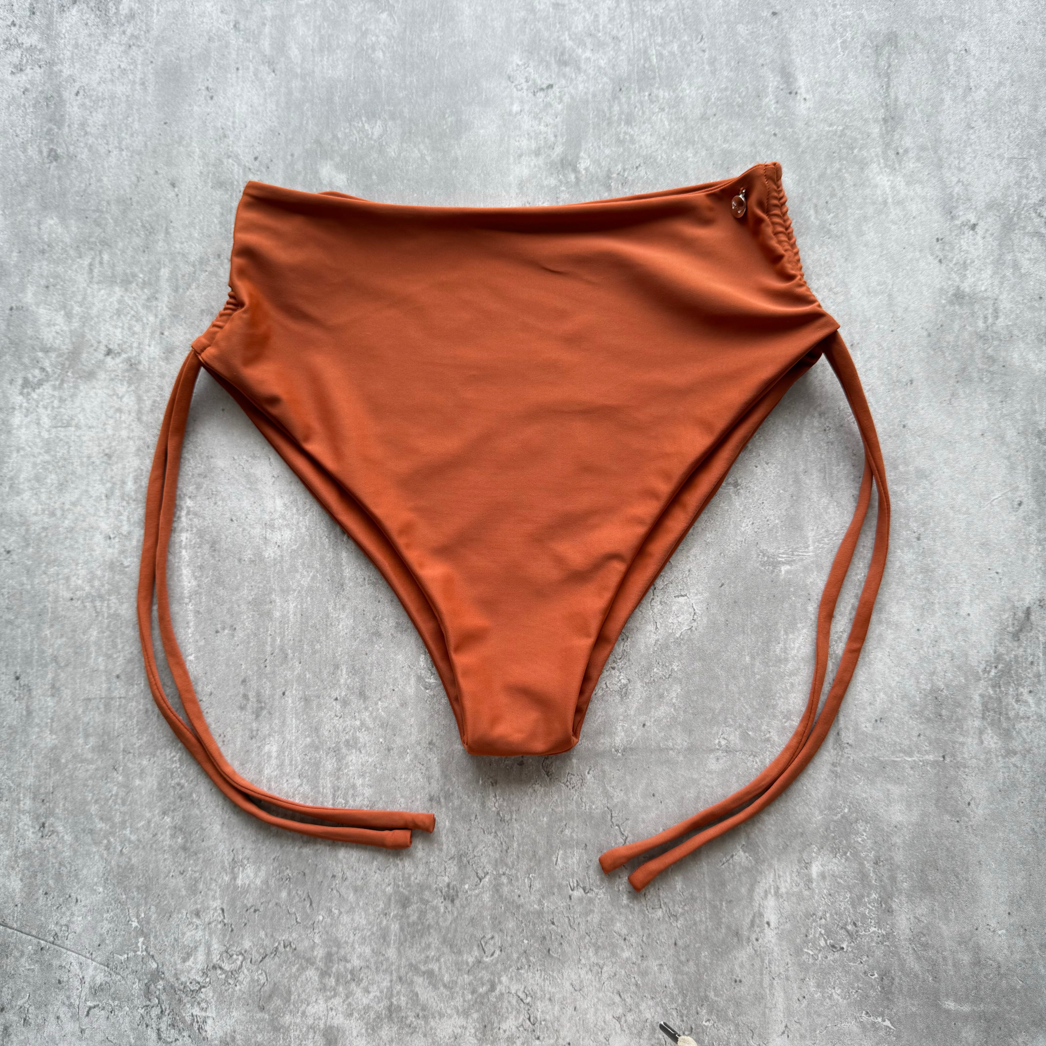 Bottom Pucusana tierra