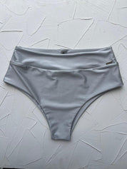 Bottom Bora Plateado satinado