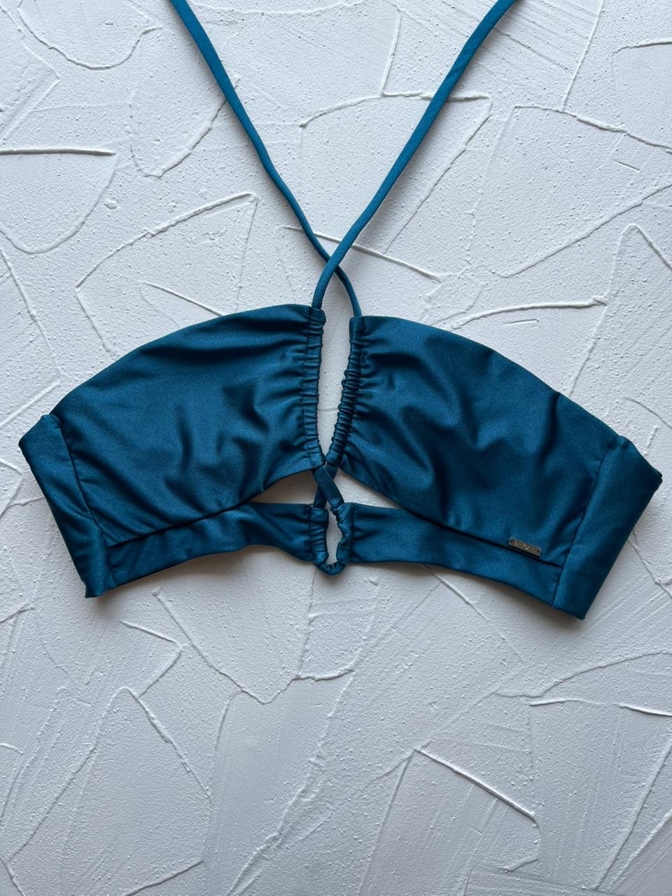 Top Nasau Peacock satinado reversible a mate