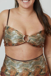 Top Creta Tierra satinado reversible a marrón chocolate