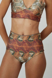 Bottom Paracas Tierra satinado reversible a marrón chocolate