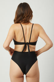 Top Creta negro rib